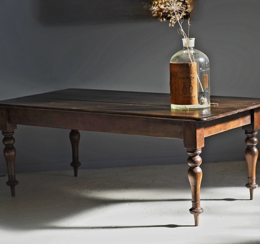 Early Cedar Artists Table