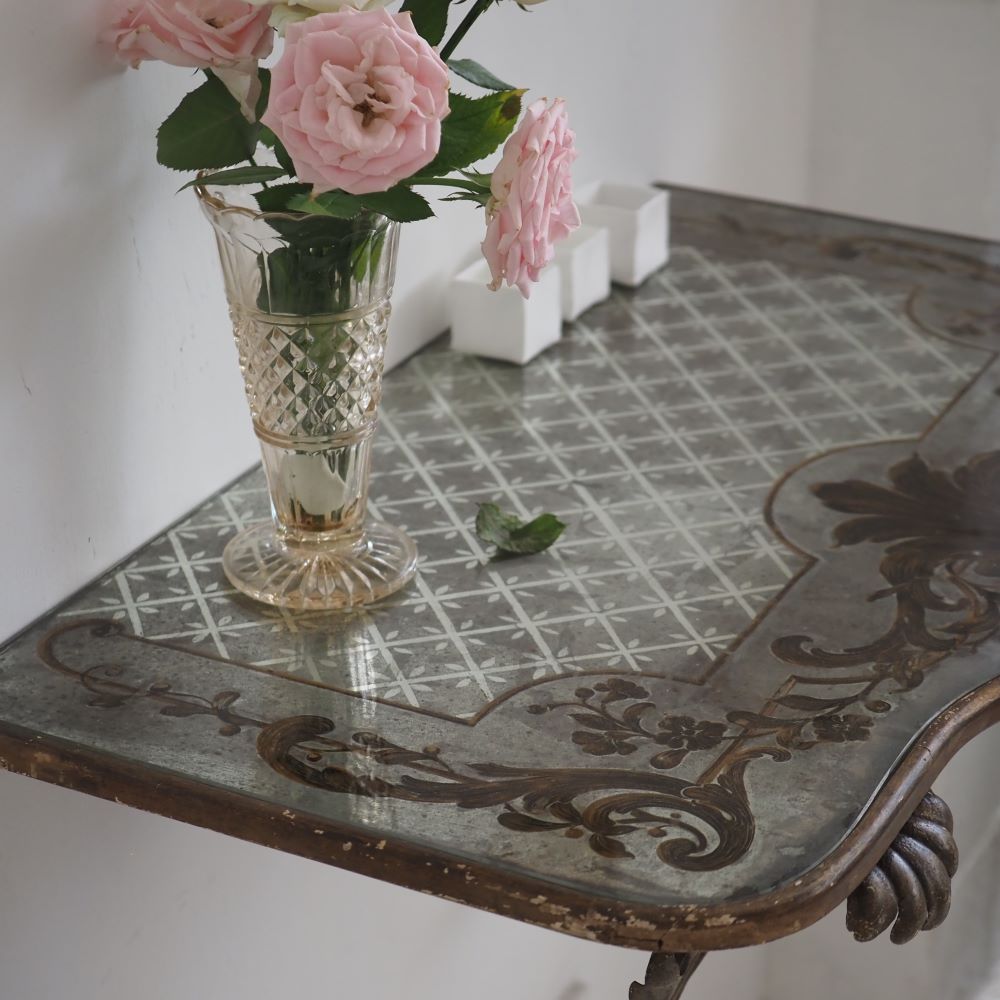 Eglomisé Parisian Console