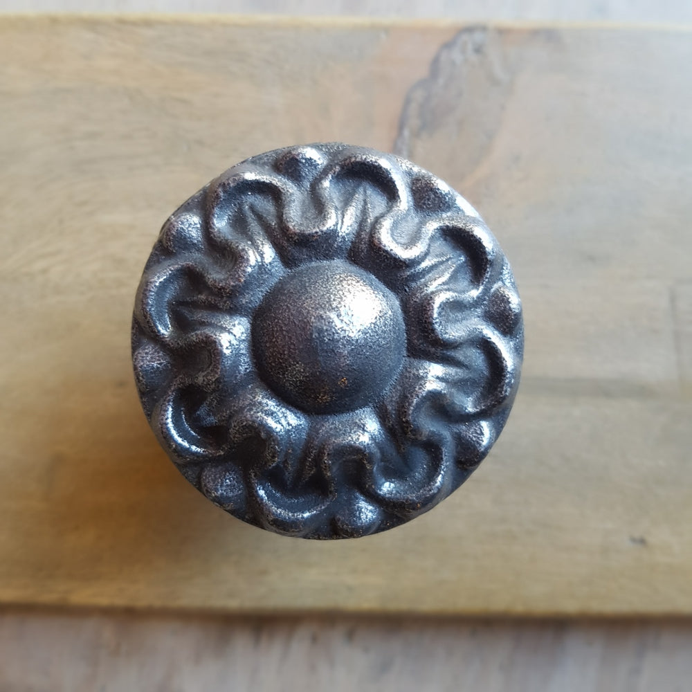Front Door Knobs or Knocker