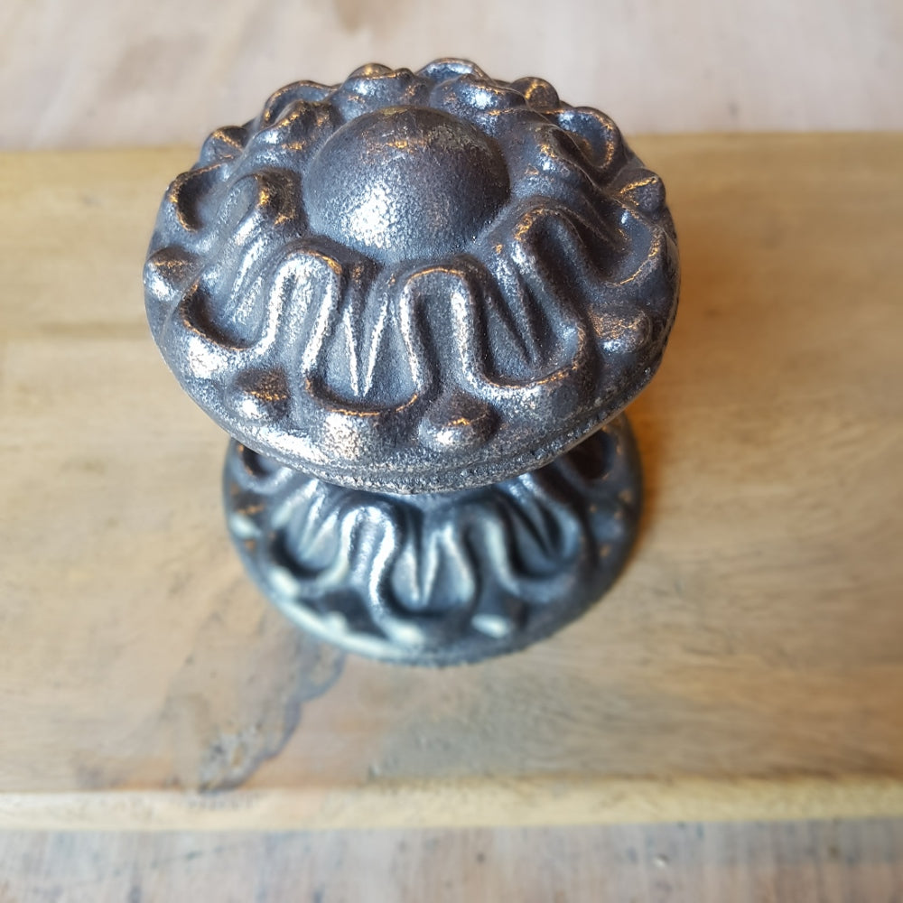 Front Door Knobs or Knocker