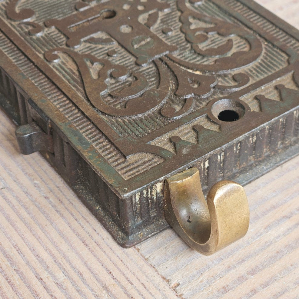 Victorian Embossed Box Lock