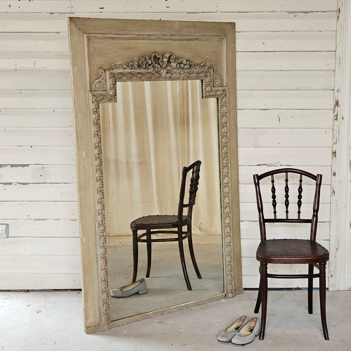 Elements i love... antiques+interiors