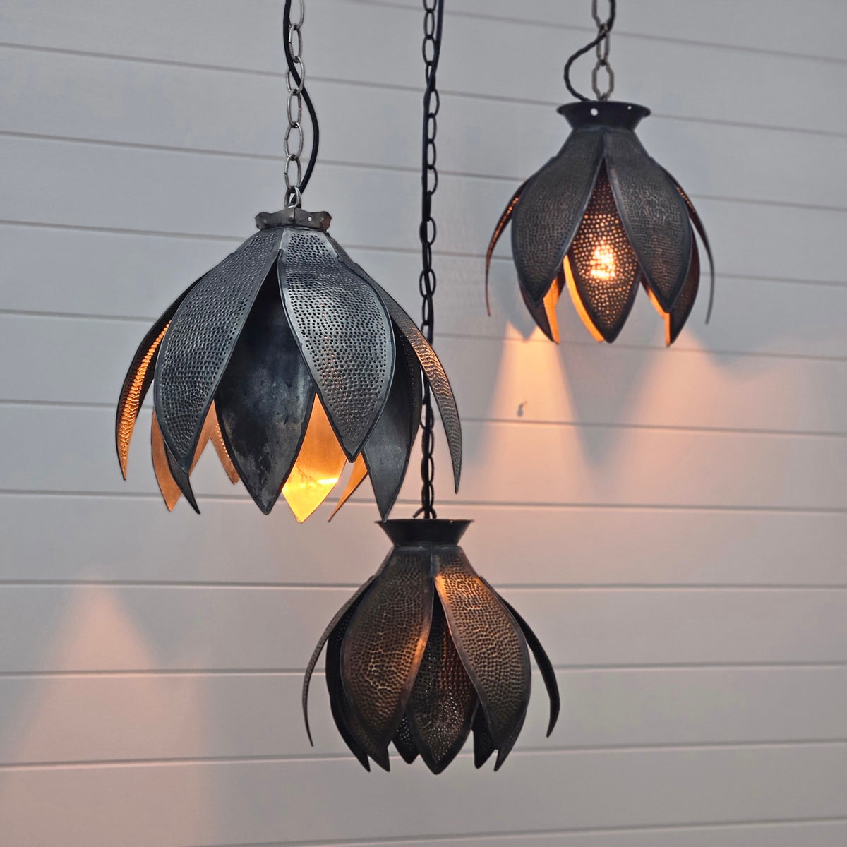 Lotus Pendant Light