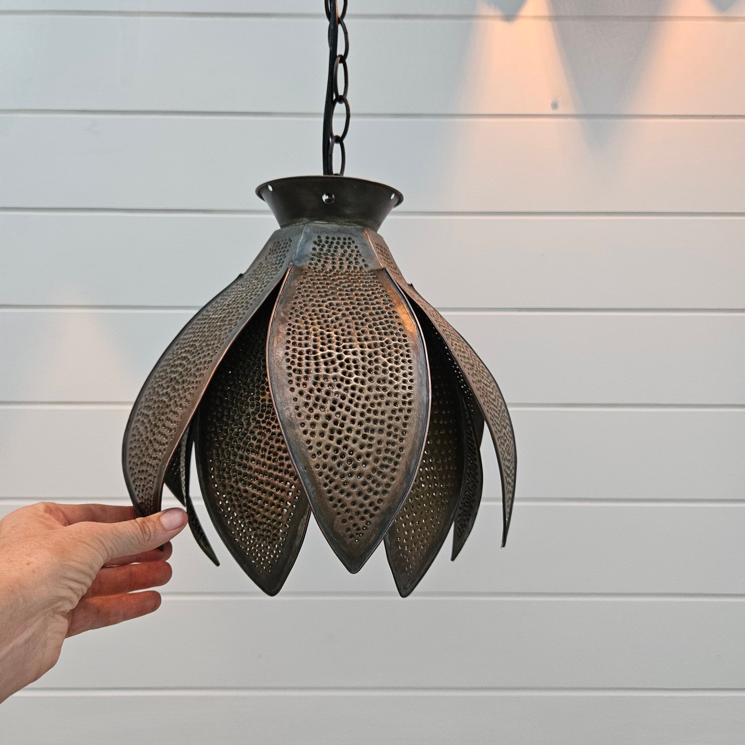 Lotus Pendant Light