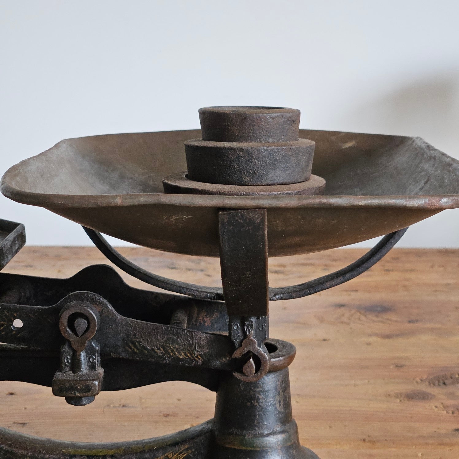 Vintage Scales