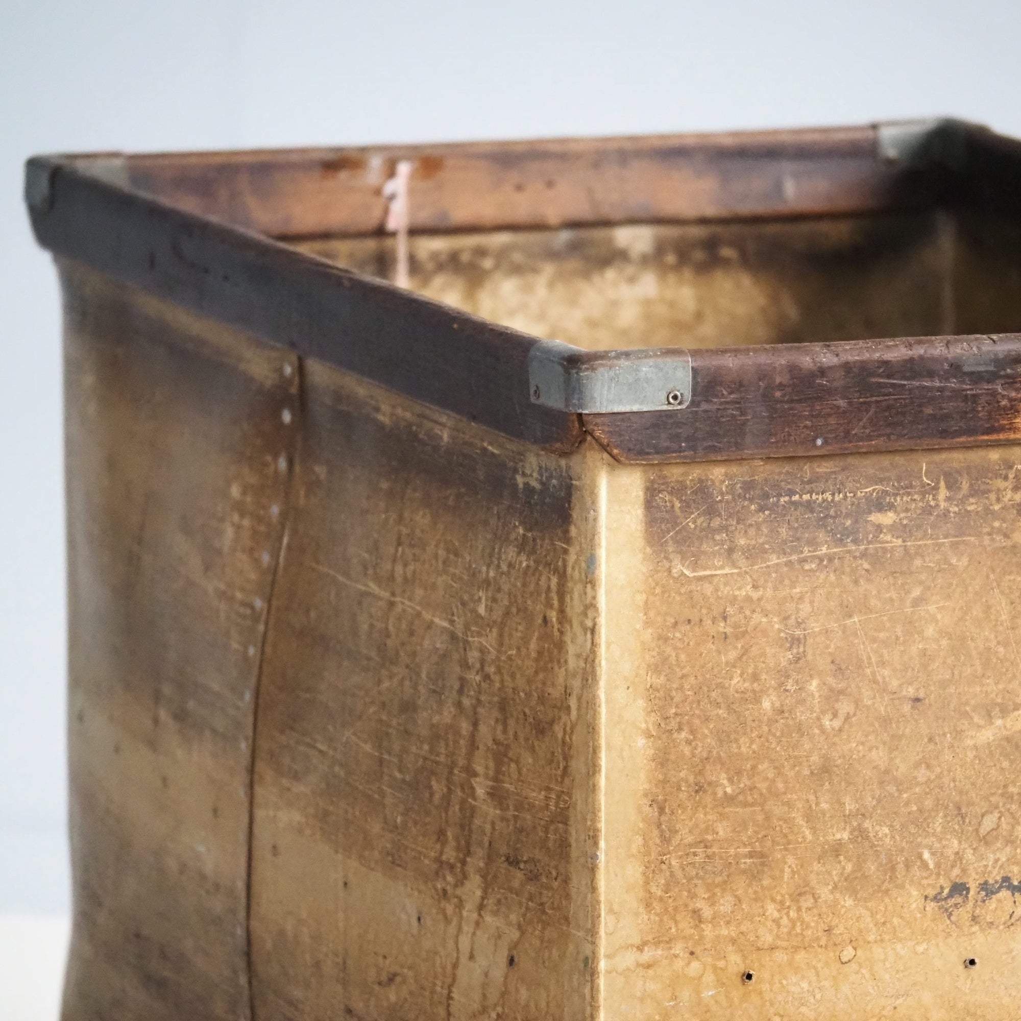 Wool Sorting Bin