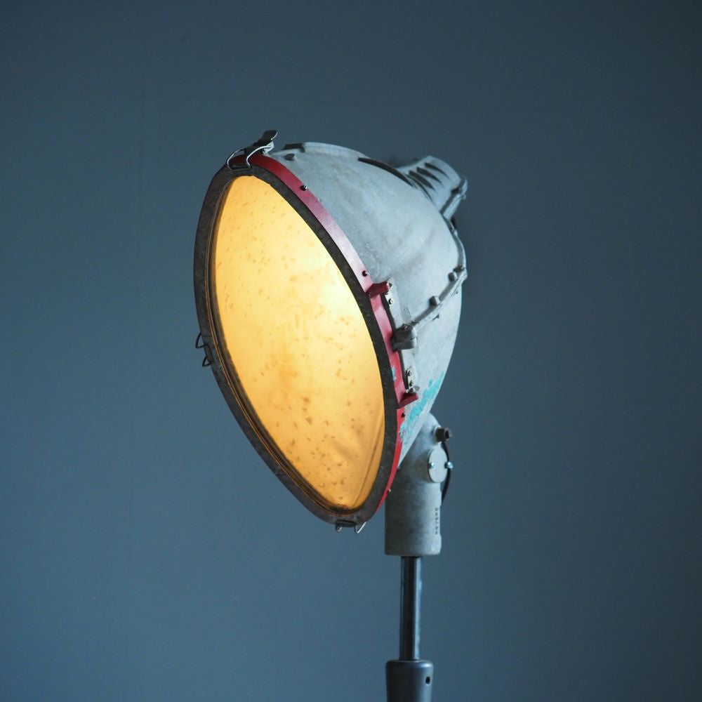 Revere | Industrial Lamp
