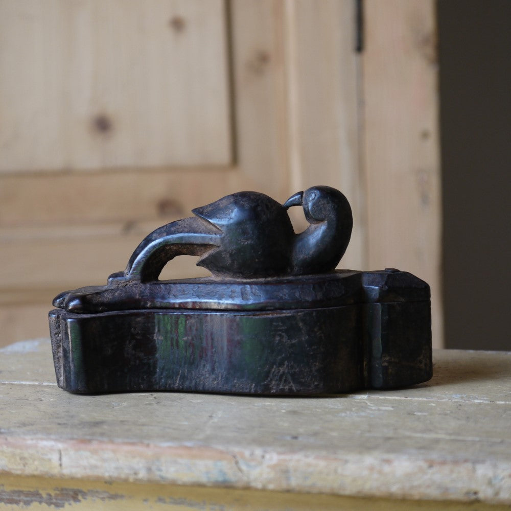 antiques, byron bay, vintage
